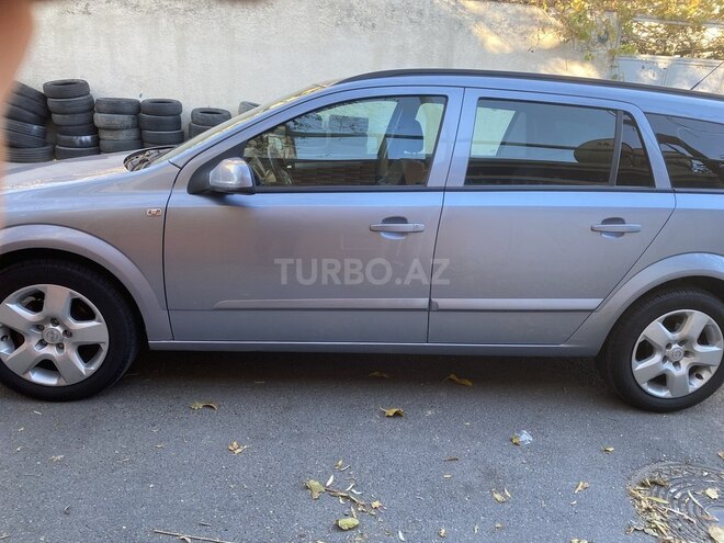 Opel Astra 2006, 212,000 km - 1.4 l - Bakı