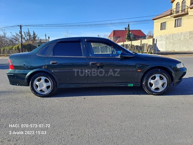 Opel Vectra 1998, 284,914 km - 1.8 l - Bakı