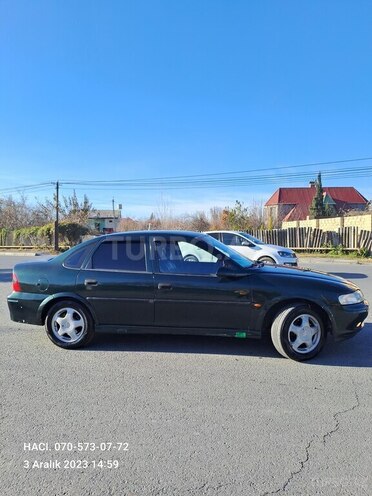 Opel Vectra 1998, 284,914 km - 1.8 l - Bakı