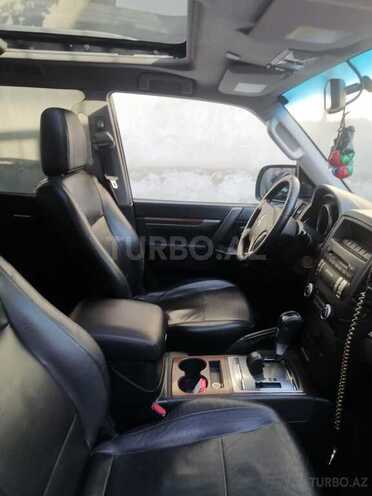 Mitsubishi Pajero 2008, 174,000 km - 3.0 л - Bakı