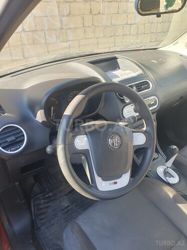 MG 3 2012, 220,000 km - 1.5 l - Bakı