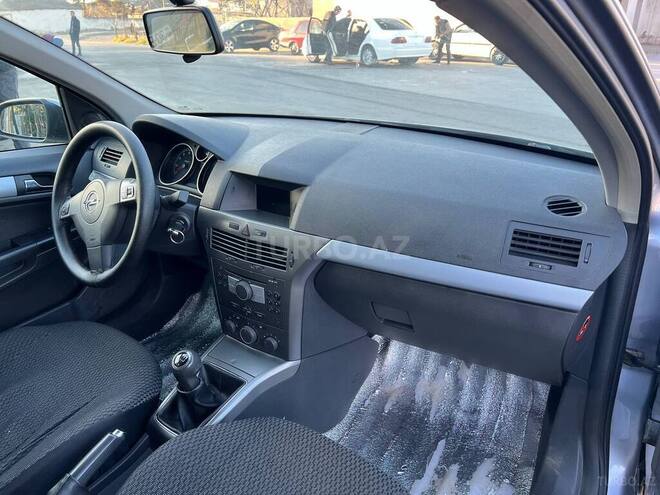 Opel Astra 2004, 203,977 km - 1.4 l - İmişli