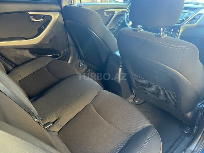 Hyundai Elantra 2015, 110,232 km - 1.8 l - Bakı