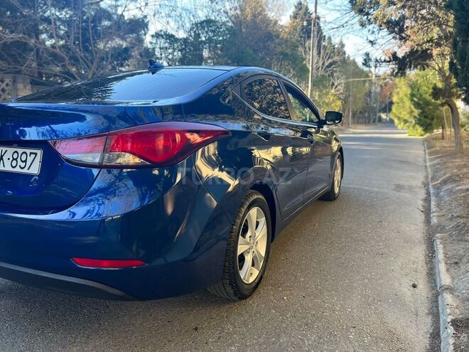 Hyundai Elantra 2015, 110,232 km - 1.8 l - Bakı