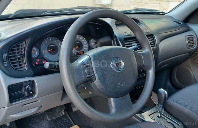 Nissan Sunny 2011, 180,000 km - 1.6 л - Bakı