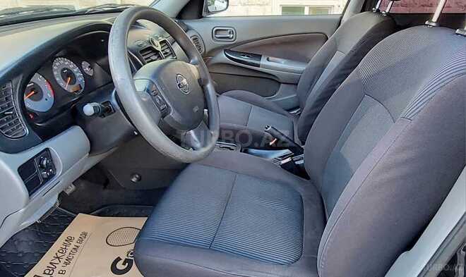 Nissan Sunny 2011, 180,000 km - 1.6 л - Bakı