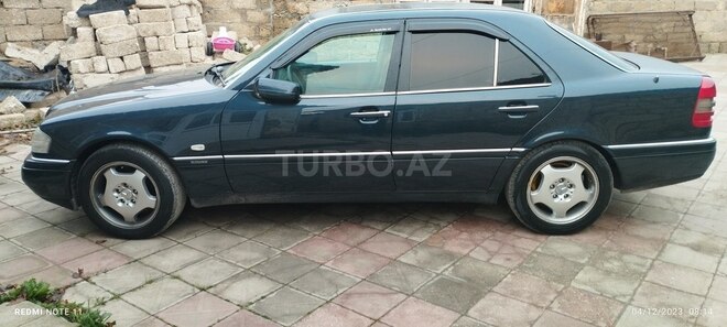 Mercedes C 220 1996, 170,000 km - 2.2 л - Bakı