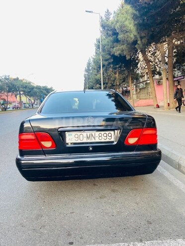 Mercedes E 200 1998, 250,000 km - 2.0 l - Bakı