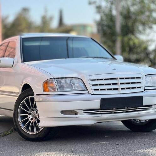 Mercedes C 220 1999, 259,000 km - 2.2 л - Bakı