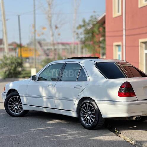 Mercedes C 220 1999, 259,000 km - 2.2 л - Bakı