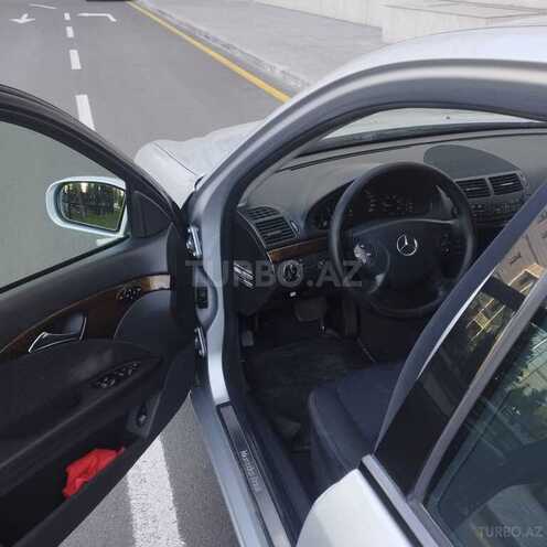 Mercedes E 220 2006, 379,000 km - 2.2 l - Bakı