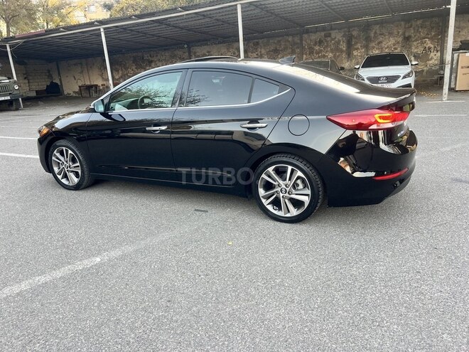 Hyundai Elantra 2017, 100,000 km - 2.0 l - Bakı