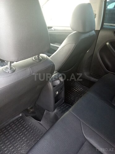 Volkswagen Jetta 2011, 229,000 km - 2.5 l - Bakı