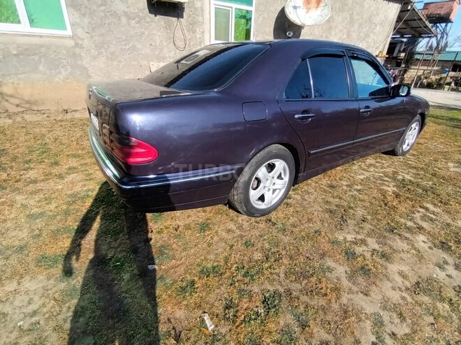 Mercedes E 220 2000, 600,000 km - 2.2 l - Masallı