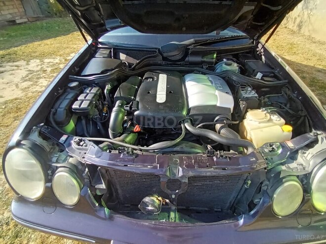 Mercedes E 220 2000, 600,000 km - 2.2 l - Masallı
