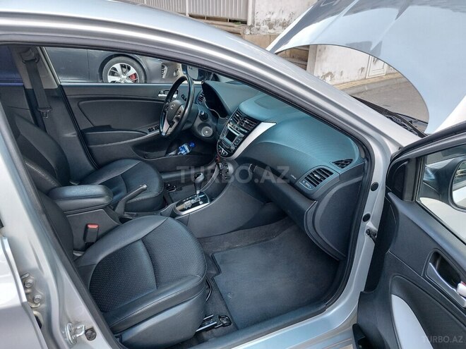 Hyundai Accent 2016, 186,000 km - 1.6 л - Bakı