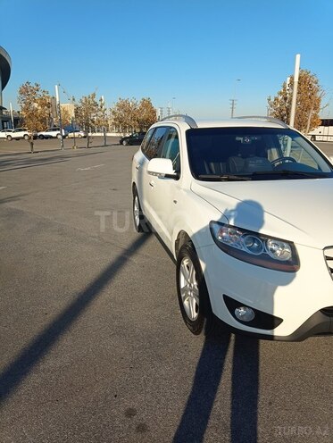 Hyundai Santa Fe 2009, 221,500 km - 2.0 l - Bakı