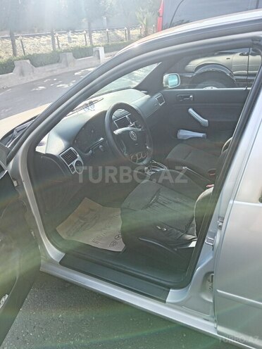 Volkswagen Golf 1999, 329,000 km - 1.8 l - Şirvan