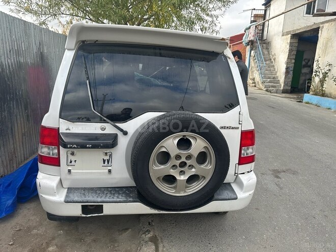 Mitsubishi Pajero io 2000, 189,660 km - 1.8 l - Bakı