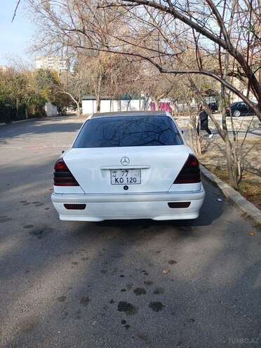 Mercedes C 220 1993, 325,000 km - 2.2 l - Bakı
