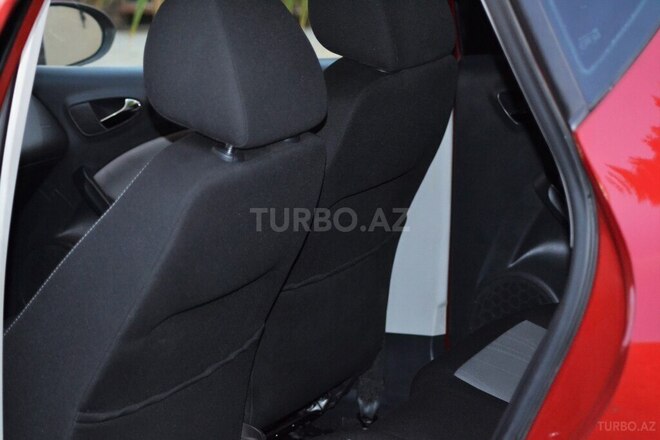 SEAT Ibiza 2012, 105,323 km - 1.6 l - Bakı