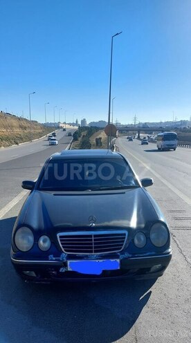 Mercedes E 220 2000, 461,000 km - 2.2 л - Bakı
