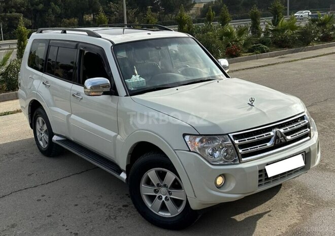 Mitsubishi Pajero 2008, 218,000 km - 3.0 л - Bakı