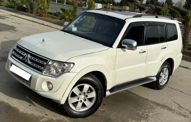Mitsubishi Pajero 2008, 218,000 km - 3.0 л - Bakı