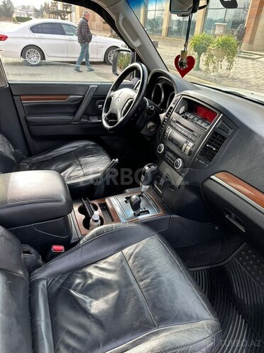Mitsubishi Pajero 2008, 218,000 km - 3.0 л - Bakı