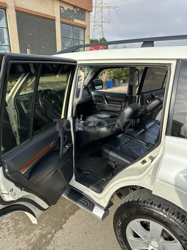 Mitsubishi Pajero 2008, 218,000 km - 3.0 л - Bakı