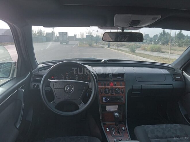 Mercedes C 220 1999, 251,430 km - 2.2 l - Sumqayıt