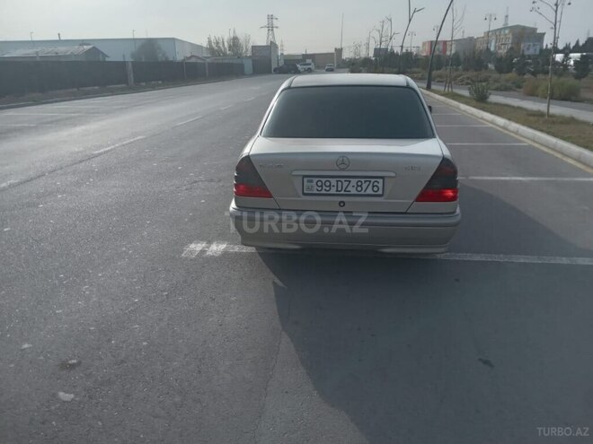 Mercedes C 220 1999, 251,430 km - 2.2 l - Sumqayıt