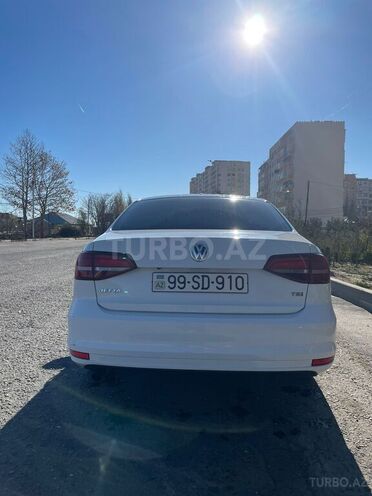 Volkswagen Jetta 2016, 110,000 km - 1.4 л - Bakı
