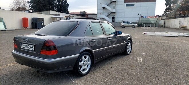 Mercedes C 240 1999, 212,300 km - 2.4 л - Gəncə