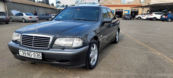 Mercedes C 240 1999, 212,300 km - 2.4 л - Gəncə