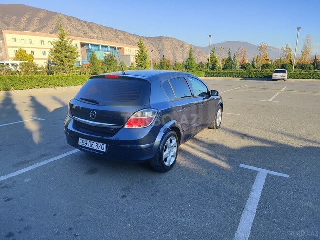 Opel Astra 2007, 240,000 km - 1.4 l - Şəki