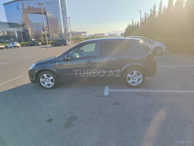 Opel Astra 2007, 240,000 km - 1.4 l - Şəki