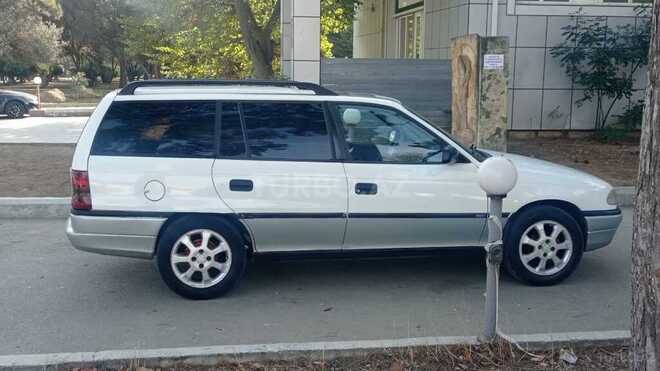 Opel Astra 1995, 165,225 km - 1.7 л - Bakı