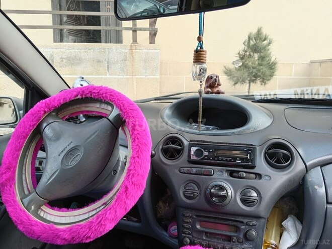 Toyota Vitz 2000, 250,000 km - 1.5 l - Bakı