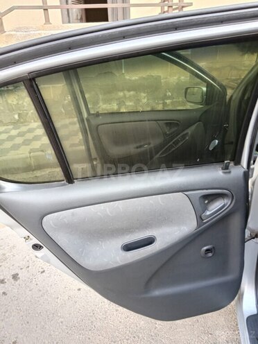 Toyota Vitz 2000, 250,000 km - 1.5 l - Bakı