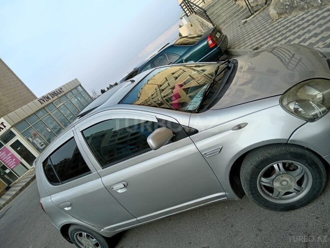 Toyota Vitz 2000, 250,000 km - 1.5 l - Bakı