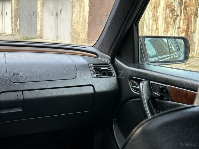 Mercedes C 230 1998, 204,500 km - 2.3 л - Bakı
