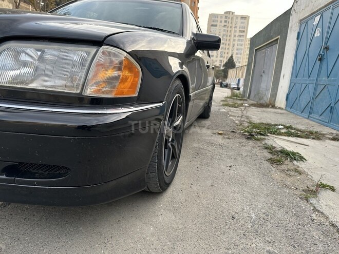 Mercedes C 230 1998, 204,500 km - 2.3 л - Bakı
