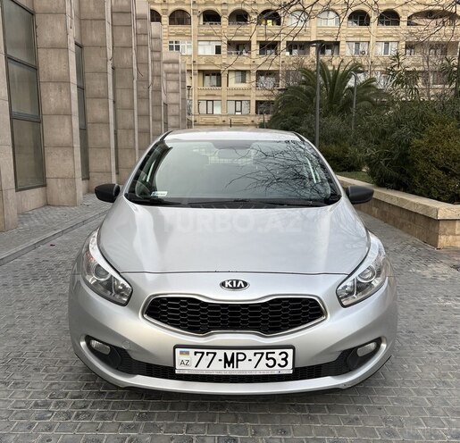 Kia Ceed 2014, 186,000 km - 1.4 l - Bakı