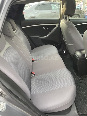 Hyundai i30 2013, 239,174 km - 1.6 л - Bakı