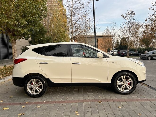 Hyundai Tucson 2010, 190,000 km - 2.0 л - Bakı