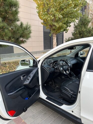 Hyundai Tucson 2010, 190,000 km - 2.0 л - Bakı