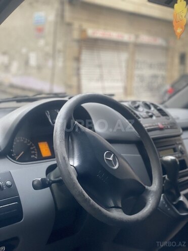 Mercedes Vito 111 2010, 281,000 km - 2.2 l - Bakı