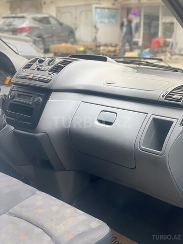 Mercedes Vito 111 2010, 281,000 km - 2.2 l - Bakı