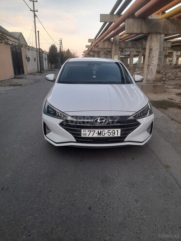 Hyundai Elantra 2019, 32,900 km - 1.6 l - Bakı